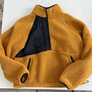 JoyLab, 1/2 zip Sherpa Pullover Sweatshirt, size M